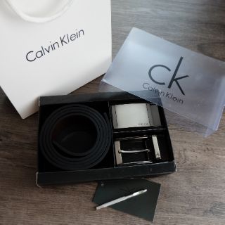 Calvin Klein Belt and Buckle Set (No.05)
เซตสุดคุ้ม!! เข็มขัด + หัวเข็มขัด 2 ชิ้น (แท้)