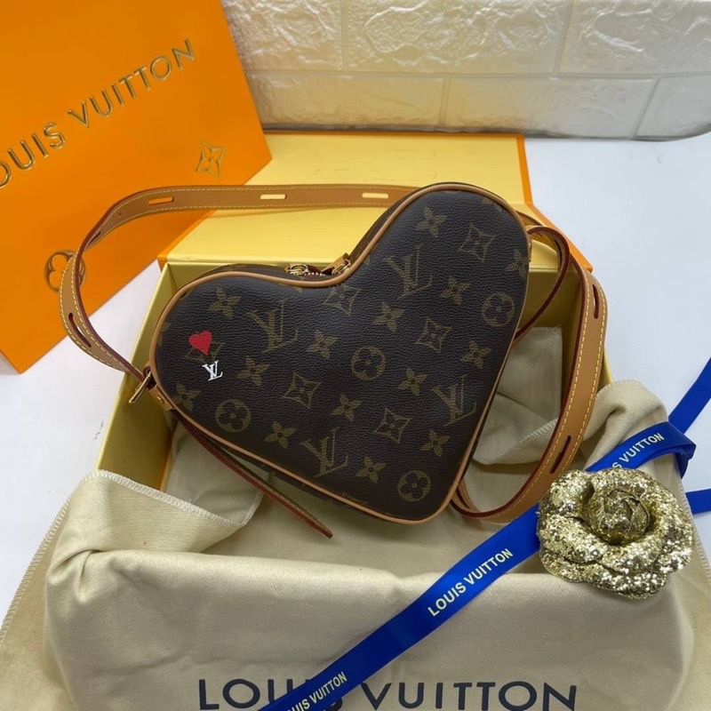 louis-vuitton-original-grade-size20cm-สวยเก๋ไม่ซ้ำใครเลยค่ะ-แคนวาสเกรดเดียวกับต้นฉบับ-เหมือนเป๊ะทุกประการค่ะ