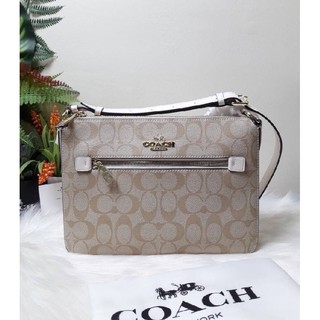 Must Have !!🔥🔥   COACH GALLERY FILE BAG IN SIGNATURE CANVAS (COACH 91013)