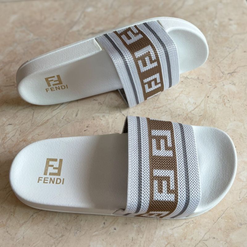 ภาพสินค้า(new) รองเท้าแตะ Fendi  สายเป็นผ้า พรีเมี่ยมม๊า ก สวยมา ก งานจริงตรงปกสุดๆ Size : 36-41Colors: ดำ ขาว น้ำตาล ️ จากร้าน pangko_89 บน Shopee ภาพที่ 4