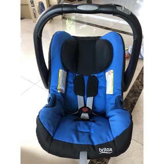 (Used) คาร์ซีท ยี่ห้อ Britax รุ่นBaby Safe Plus มาตรฐานECE R44/04 สำหรับเด็กแรกเกิดถึง13กก. ของแท้ มือสอง