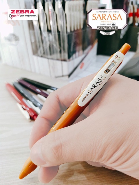 ปากกา-sarasa-vintage-2