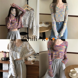 Chili_k❤️k❤️ 0767 พร้อมส่ง เสื้อถักไหมพรม เสื้อแขนยาว ตัวสั้น คอวี ลวดลายสีเรนโบว์ ผ้านุ่ม สดใส น่ารัก