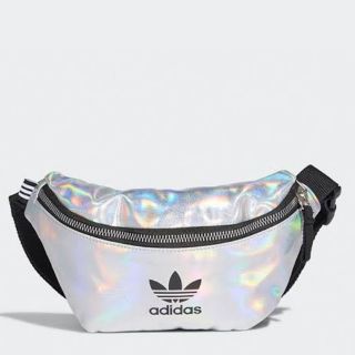 Adidas กระเป๋าคาดอกคาดเอวเมทัลลิก สีพิเศษหายาก รุ่นใหม่ชนช็อป ของแท้ล้าน%