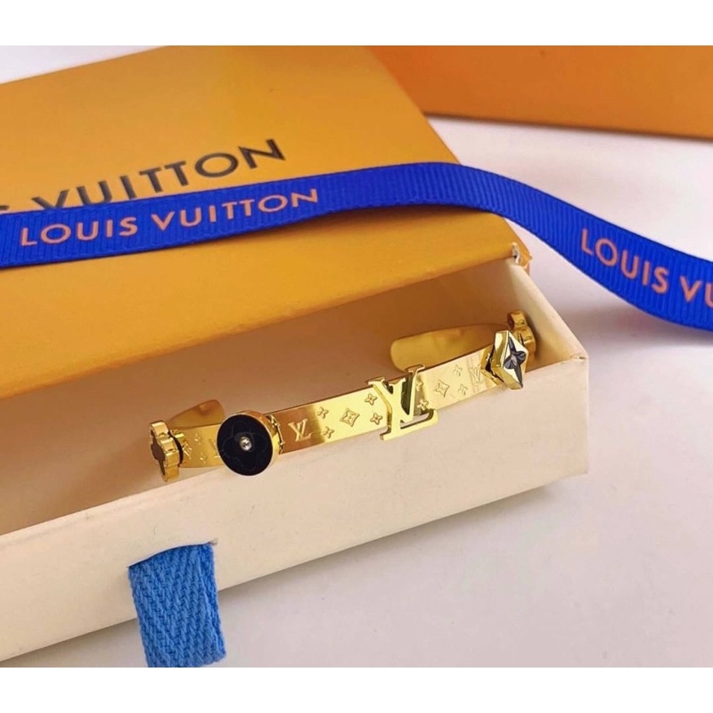 กำไล-louis-vuitton-งานhi-end-งานดีสุด-สินค้าเข้ามาไม่เยอะ