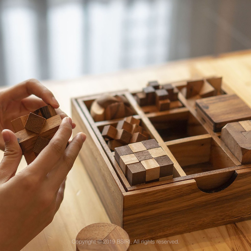 ชุดเกมไม้-9-ชิ้น-9-game-in-a-wooden-box-เกมส์ไม้บริหารสมอง-เกมไม้ปริศนา-เกมฝึกสมอง-wooden-puzzle-brain-teaser-puzzle