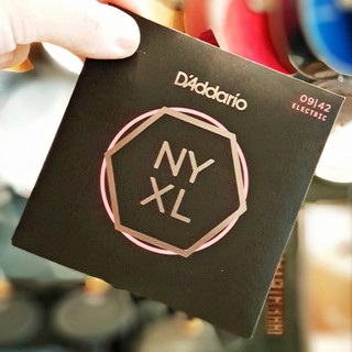 ของแท้ 100% DAddario NYXL 09-42 สายกีตาร์ไฟฟ้า เบอร์ 9 แบบนิกเกิล NYXL0942 (Super Light, 09-42) ** Made in USA *