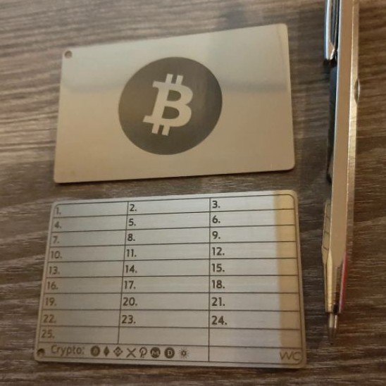 แผ่นเก็บ-seed-phrase-หรือ-seed-word-แผ่นเก็บรหัส-bitcoin-dogecoin-ด้านหลังมีโลโก้เหรียญcrypto