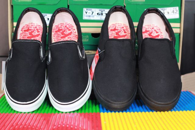 ภาพสินค้าV5 รองเท้า ผ้าใบ แบบสวม ทรง สลิปออน slip on vans แวน สีดำล้วน สีดำ มี เก็บปลายทาง 38-44 จากร้าน natgittapanyasin บน Shopee ภาพที่ 2