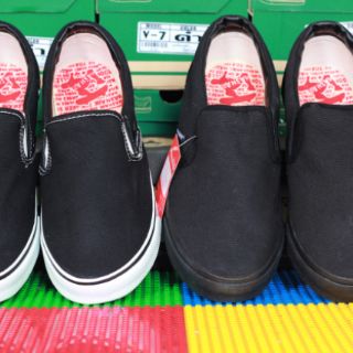 ภาพขนาดย่อของภาพหน้าปกสินค้าV5 รองเท้า ผ้าใบ แบบสวม ทรง สลิปออน slip on vans แวน สีดำล้วน สีดำ มี เก็บปลายทาง 38-44 จากร้าน natgittapanyasin บน Shopee ภาพที่ 2