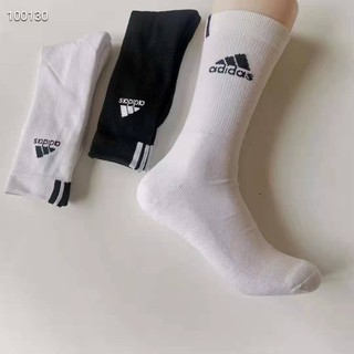 ภาพขนาดย่อของภาพหน้าปกสินค้าถุงเท้า Adidas ถุงเท้ากีฬา ถุงเท้ายาว จากร้าน phxxjvfoxt บน Shopee