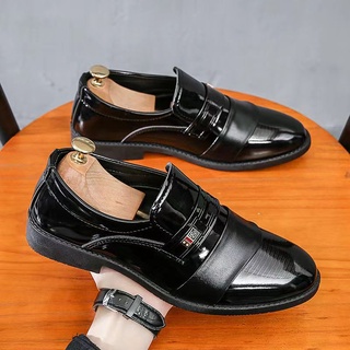 สินค้า มาใหม่ HZ057 รองเท้าหนังผู้ชาย ยอดฮิต พร้อมส่ง รองเท้าหนังชาย รองเท้าทำงานชาย
