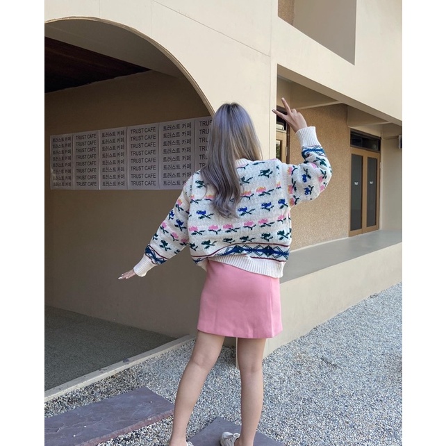 chuuchop-พร้อมส่ง-c7479-c7480-tilly-pink-sweater-amp-skirts-เสื้อสเวตเตอร์แขนยาวลายดอกทิวลิป-amp-กระโปรงสั้นทรงเอสีชมพู