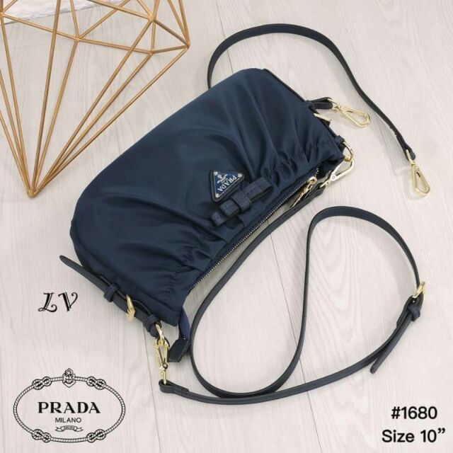 กระเป๋าแบรนด์เนม-prada-เกรด-พรีเมี่ยม-size-10-นิ้ว