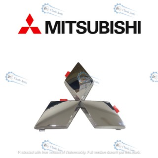 โลโก้ Mitsubishi ด้านหน้า และด้านหลัง