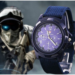 ภาพหน้าปกสินค้าSWISS ARMY นาฬิกาข้อมือผู้ชาย สายผ้า เท่สุดๆ พร้อมส่ง #017 ที่เกี่ยวข้อง