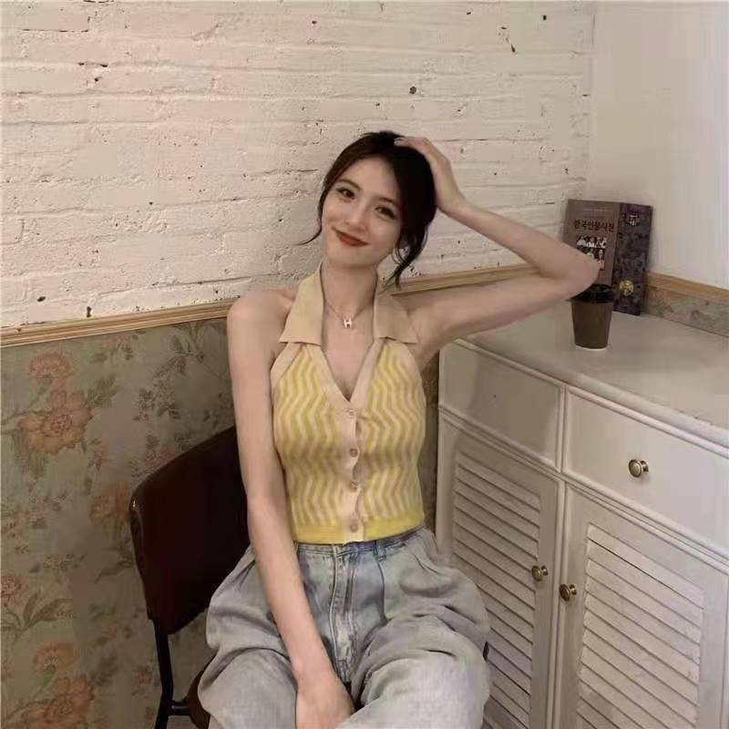 ครอปกระดุมหน้า-แต่งลายซิกแซก