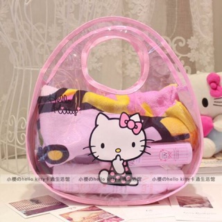 กระเป๋าถือใสๆ ลายการ์ตูน ขนาด 35*38*12 cm ราคาใบละ 210 บาทไม่รวมส่ง