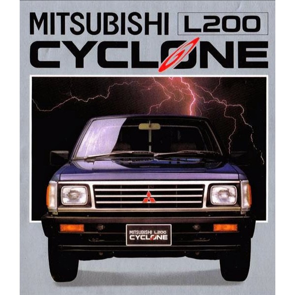 ไฟหรี่กันชนเพชร-mitsubishi-l200-cyclone-คู่-ซ้าย-ขวา