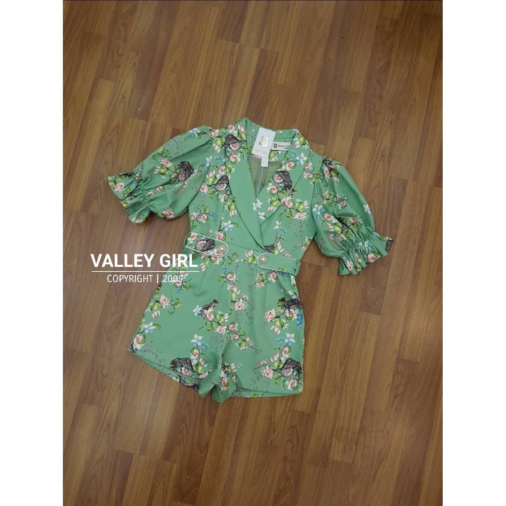 valley-girl-จั๊มสูทกางเกงขาสั้นลายผ้าน่าร้ากมากกกกก-ทรงแขนคือน่าร้ากสุดๆ-งานน่าร้ากมากๆค่า