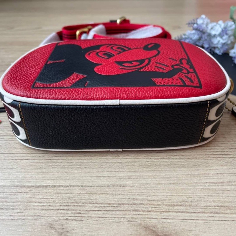 ผ่อน0-กระเป๋าสะพายข้าง-coach-c1141-disney-mickey-mouse-x-keith-haring-badge-camera-crossbody-งานshop-หนังแท้-สีแดง