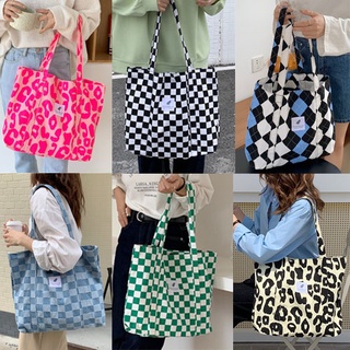 ภาพหน้าปกสินค้า(♥2-28FEB♥ใส่โค้ดลดเพิ่ม SPC212BAG) กระเป๋าผ้า Big This one ผ้าหนา 6 ลาย ที่เกี่ยวข้อง