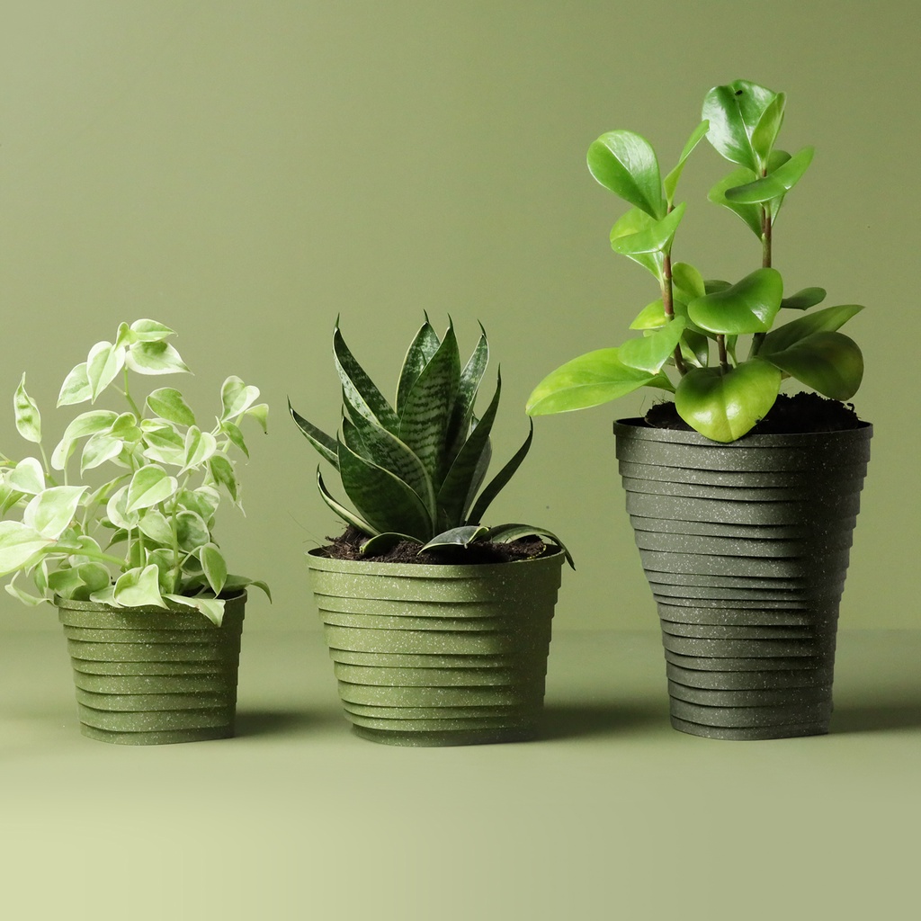 Strata Pot plant pot กระถางต้นไม้ให้น้ำอัตโนมัติ ทำจากวัสดุรีไซเคิลจาก ...