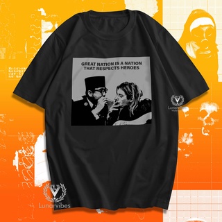 เสื้อยืด พิมพ์ลายวงร็อค Soekarno x Kurt Cobain Great Nation สําหรับผู้ชาย 8100