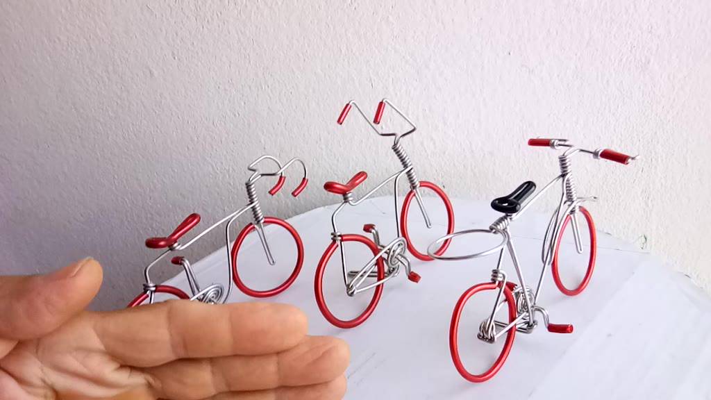 โมเดลจิ๋วจักรยานจากขดลวด-small-bicycle-model-wire-handcraft