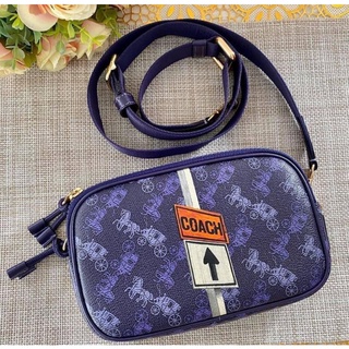 🎀 (สด-ผ่อน) กระเป๋าสะพาย 2ซิป 7 นิ้ว สีม่วง COACH F84639 CROSSBODY POUCH WITH HORSE AND CARRIAGE PRINT