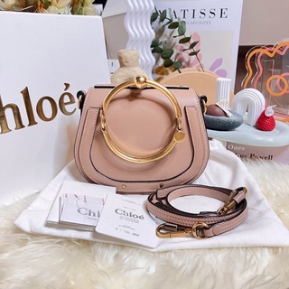 Like new C h lo e nile small ปี2020  สีชมพูนู้ด สภาพสวยงามมาก หนังทรงแข็ง ยาแนวแน่น ขอบมุมไม่ถลอก รุ่นนี้ดีงามมา