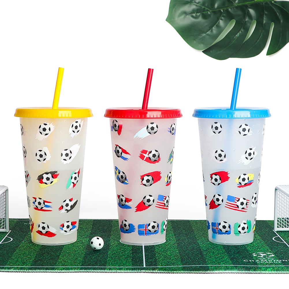 จัดส่งที่รวดเร็ว-ฟุตบอลแก้วเปลี่ยนสีถ้วยเย็นที่มีฝาปิดและฟางฟุตบอลธีมถ้วยพลาสติกพรรคโปรดปรานตกแต่งฟุตบอลโลกเฉลิมฉลอง-flowerdance
