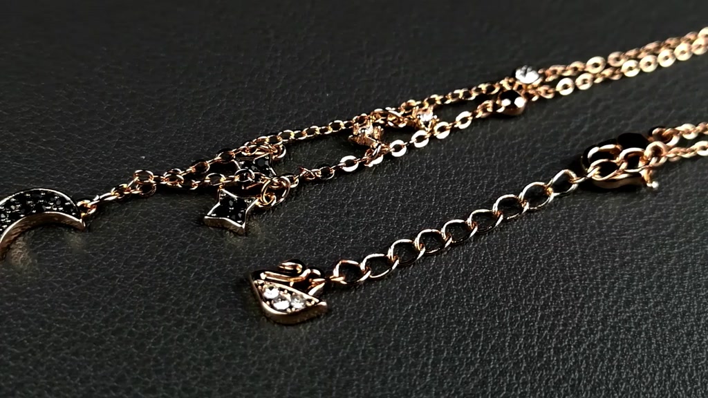 swarovski-official-store-swarovski-ลึกลับ-สวารอฟสกี้แท้-symbol-สร้อยคอผู้หญิง-จี้สร้อยคอ-รุ่น-5429737