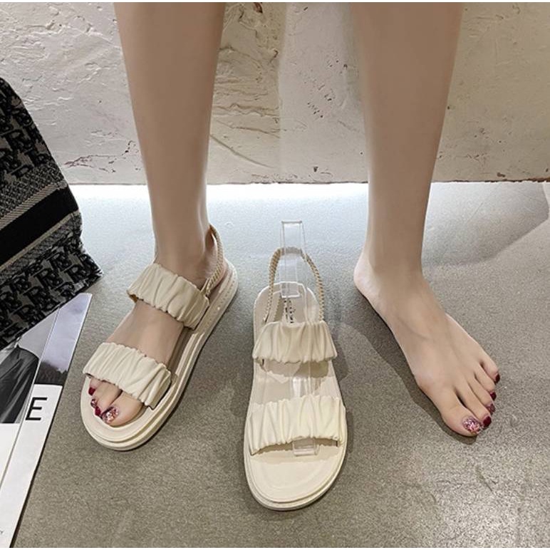 ภาพสินค้าพร้อมส่ง รองเท้าแตะแบบสวมสองตอนรุ่นใหม่ นุ่ม แตะรัดส้นรุ่น084 จากร้าน fashion_shop9 บน Shopee ภาพที่ 4