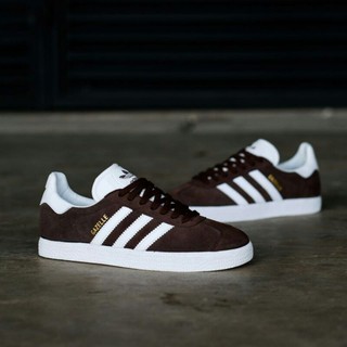 รองเท้าผ้าใบ Adidas Gazelle สีน้ําตาลขาว