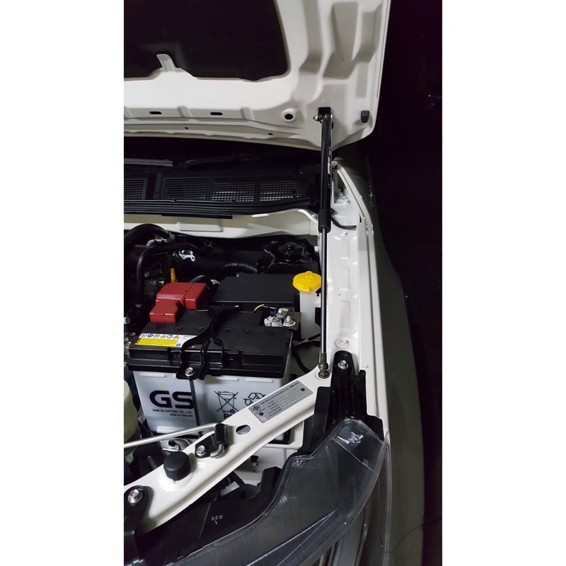 โช็คฝากระโปรงหน้า-toyota-revo-2015-2020
