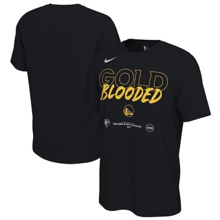 【hot sale】เสื้อยืด พิมพ์ลาย Golden State Warriors GOLD BLOODED NBA Playoffs Mantra 2022 สีดํา