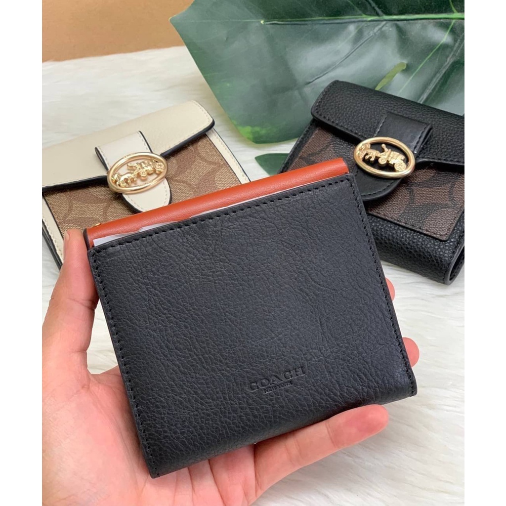 กระเป๋าเงินใบสั้น-coachgeorgie-small-wallet-in-signature