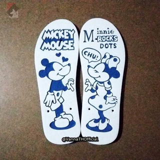 รองเท้าแกะลาย | ลาย Mickey-Minnie 3 | ช้างดาว ของแท้ | Handmade | (Pre-พรีออเดอร์)