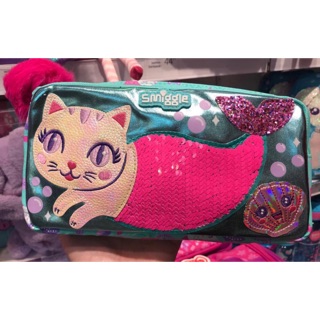 Smiggle Pencil bag new mermaid collection มีลูกเล่น flip me! เปลี่ยนสีได้ น่ารักมากๆๆ มีพู่ฟรุ้งฟริ้ง