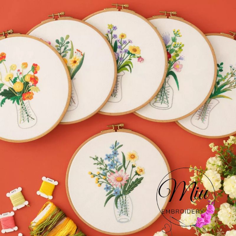 ชุดปักลายดอกไม้ในแจกัน-ขนาด-20cm-flower-in-vase-diy-embroidery-kit-20cm