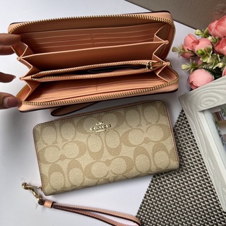 🎀 (สด-ผ่อน) กระเป๋าสตางค์ซิปรอบ มีสายคล้องชมพู สีเบจลายซี coach C4452 LONG ZIP AROUND WALLET IN SIGNATURE CANVAS