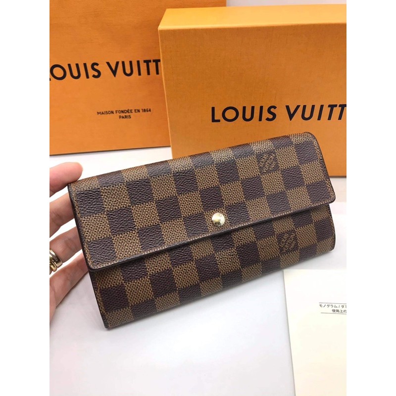 lv sarah damier wallet