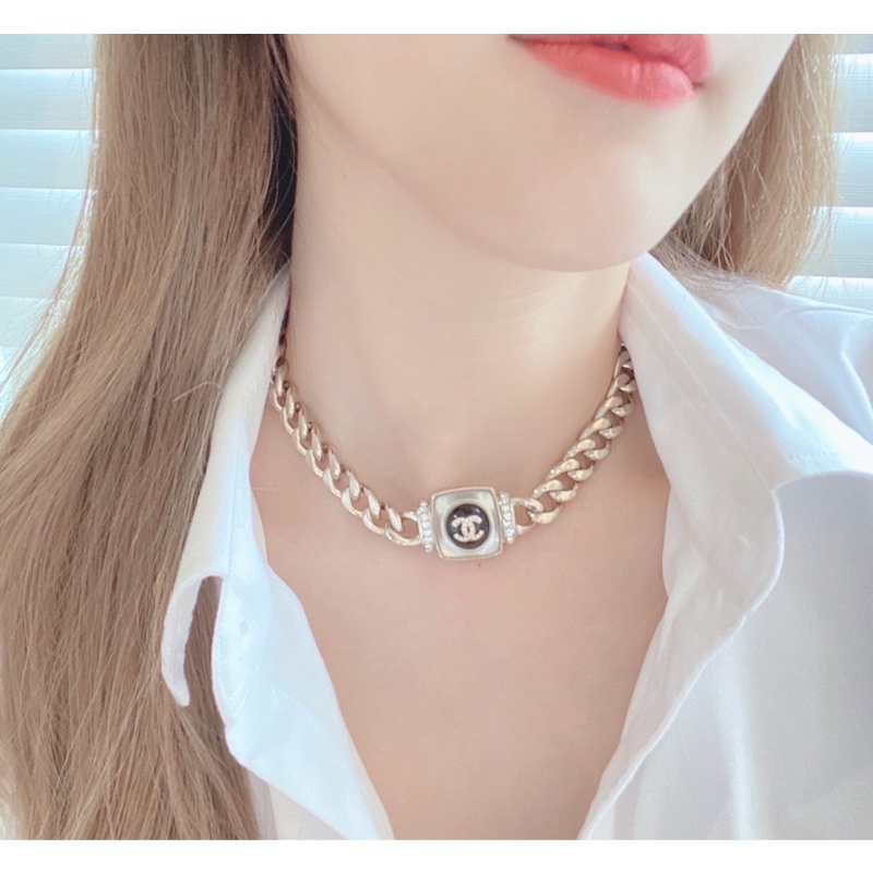 new-chanel-chokerสร้อยคอ