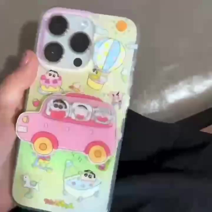 จัดส่ง24ชม-เคสไอโฟน-iphone-11-14-pro-max-การ์ตูน-ขาตั้งเครยอนชินจัง-เคสแข็ง-เคส-iphone-12-13-pro-case-for-iphone