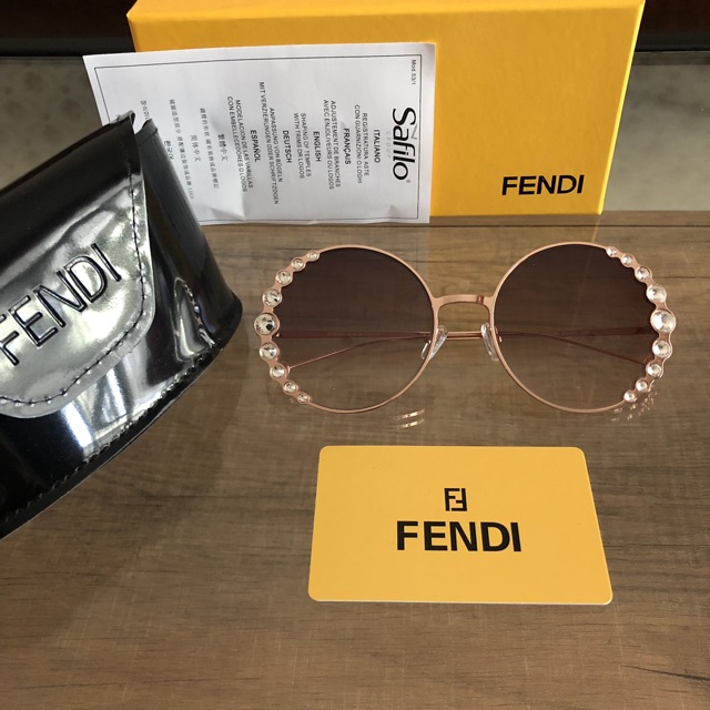 fendi-เพชรชวาลอฟกี้-งานสวยมาก