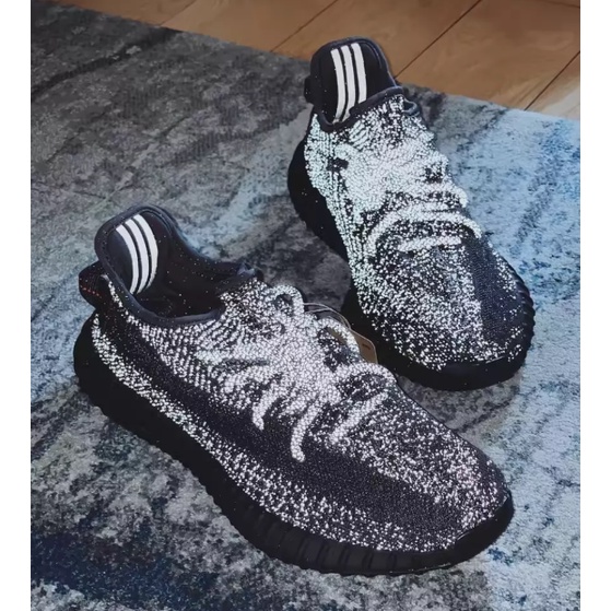 adidas-originals-yeezy-boost-350-v2-black-vamp-reflective-ของแท้