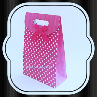 ถุงคุกกี้ ใช้เป็นถุงของขวัญ 3 ใบ M วัสดุกระดาษลายสวย Gift Bag โบว์ติด้านหน้า ฝาปิด หูหิ้วสะดวกน่ารัก