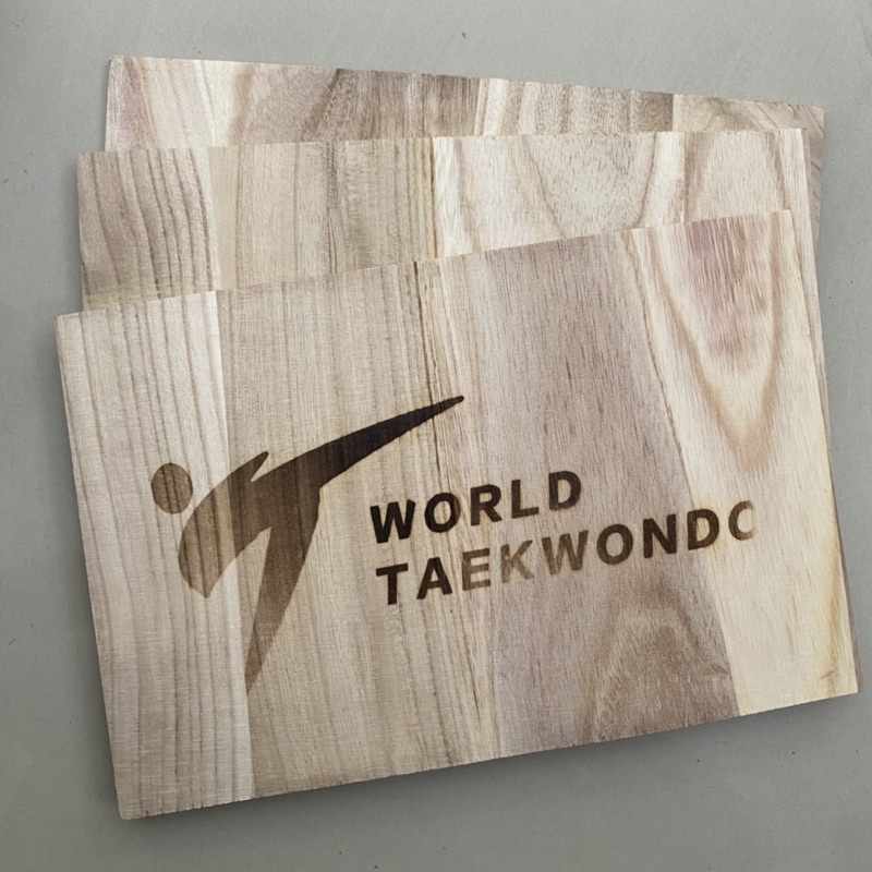 ภาพสินค้าแผ่นไม้ ไม้เตะเทควันโด้ ใช้สำหรับฝึกซ้อมเตะเทควันโด WTF World Taekwondo breaking board คาราเต้ ยูโด จากร้าน ellenwowor บน Shopee ภาพที่ 4