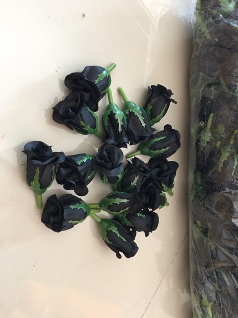 ดอกกุหลาบสีดำ-ดอกกุหลาบสีขาว1ถุง-100ดอก-no-026